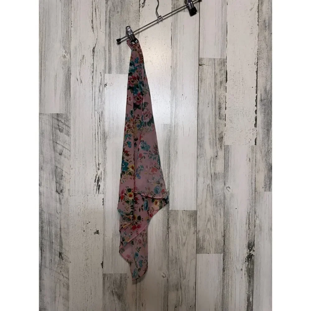 Steve Madden small square scarf